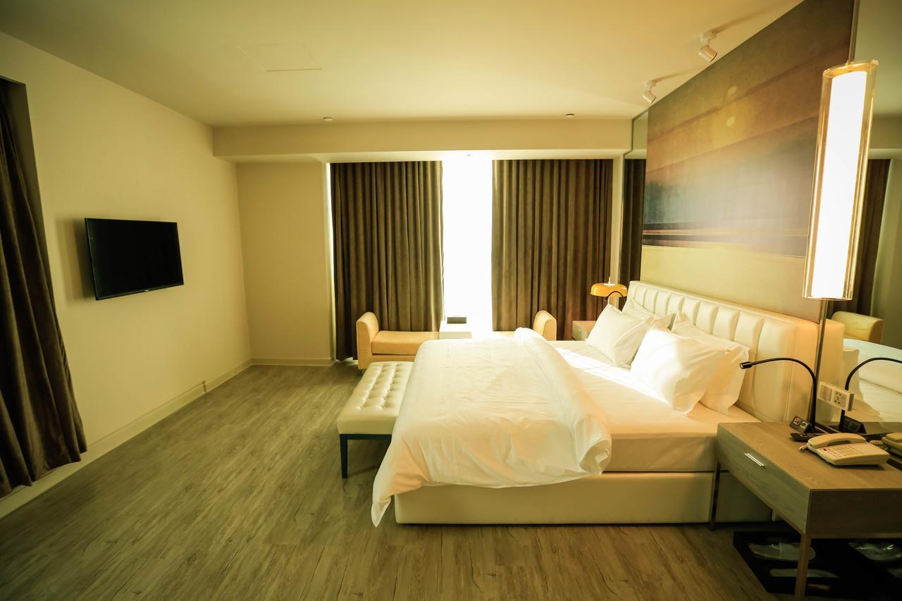 Metropolo Jin Jiang Hotels Turpan Administrative The Heart Of Pai Exterior foto