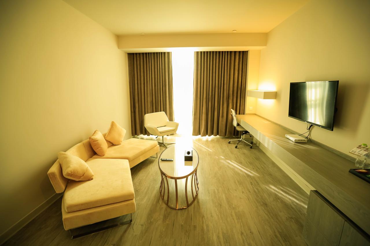 Metropolo Jin Jiang Hotels Turpan Administrative The Heart Of Pai Exterior foto